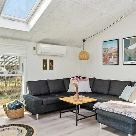 Cozy Seaside Getaway Perfect For Families With Children Ebeltoft